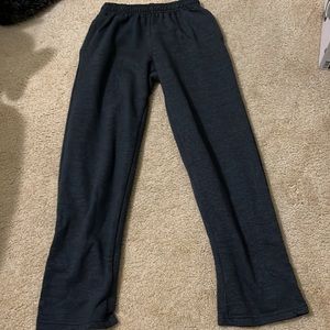 Sweatpants. Gildan. Very Soft. Only worn a few times.